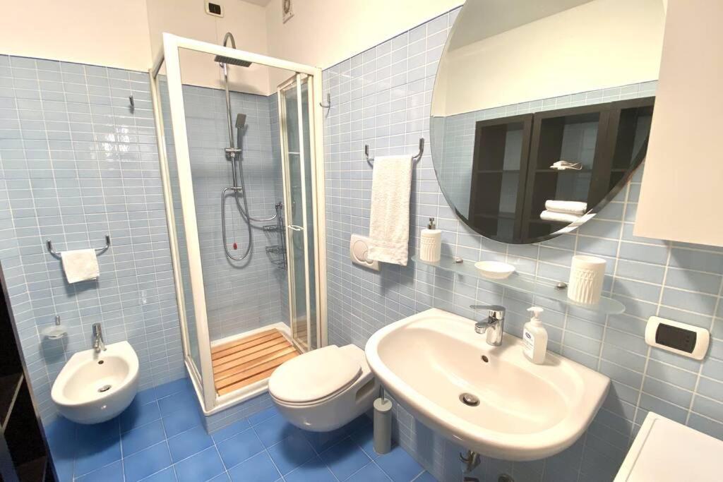 Boutique Apartment In Milano Center: Duomo Scala Экстерьер фото
